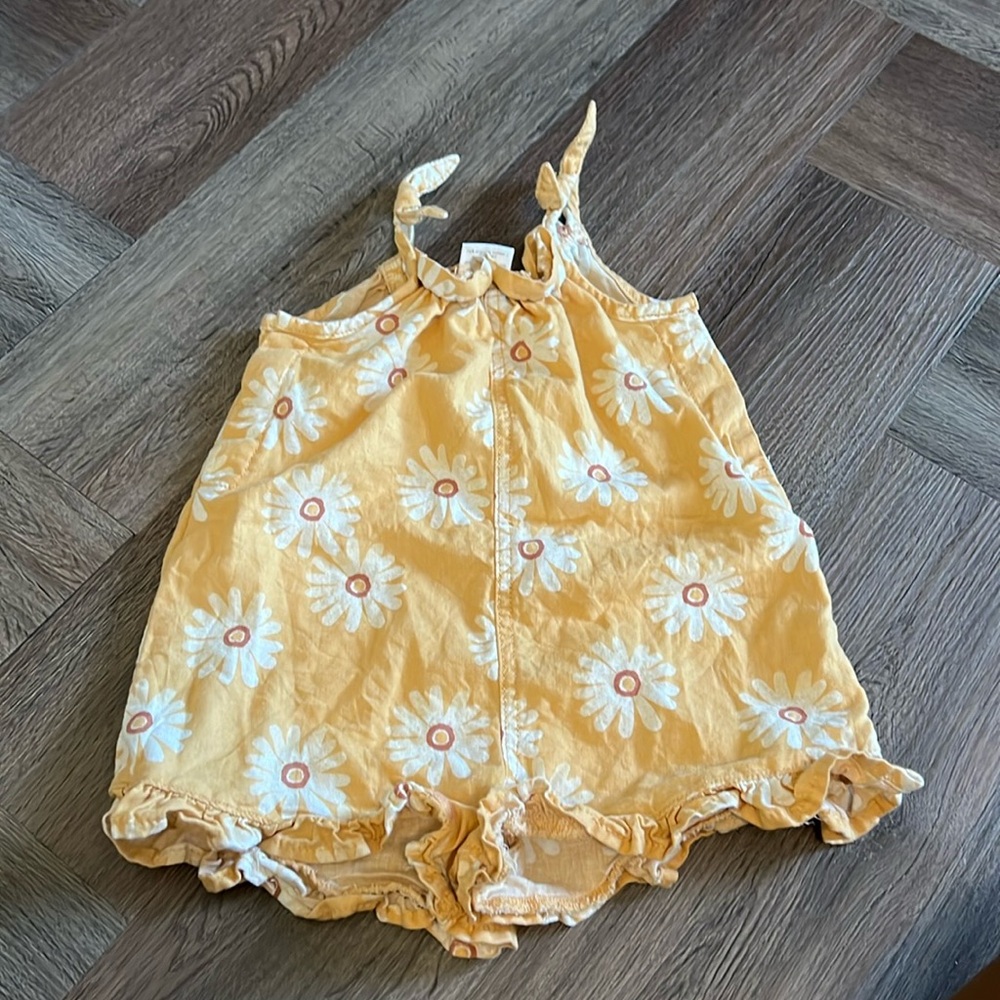 Little co girls outfit